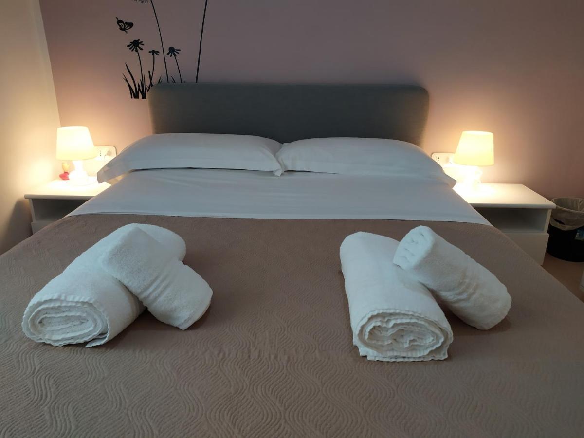 B&B Villa Degli Angeli Praia a Mare Buitenkant foto